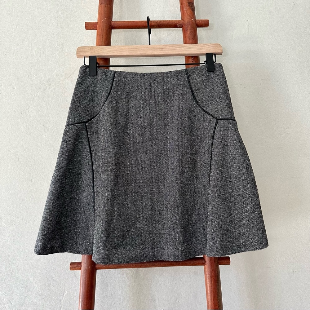 The Limited Grey Wool Tweed Skirt with Black Piping (EUC, Size XS) - Picture 2 of 5